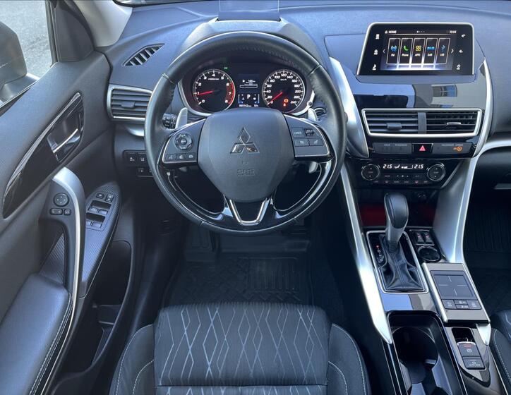 Mitsubishi Eclipse Cross 11