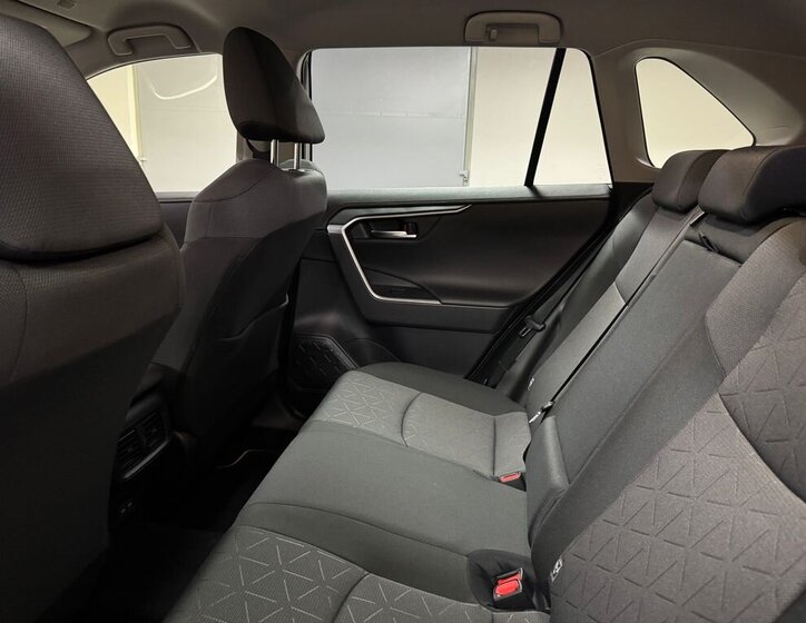 Toyota RAV4 SUV 2,5 l 163 kw