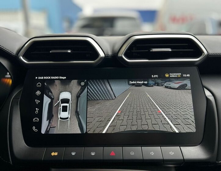 MG ZS SUV 1,5 l 145 kw