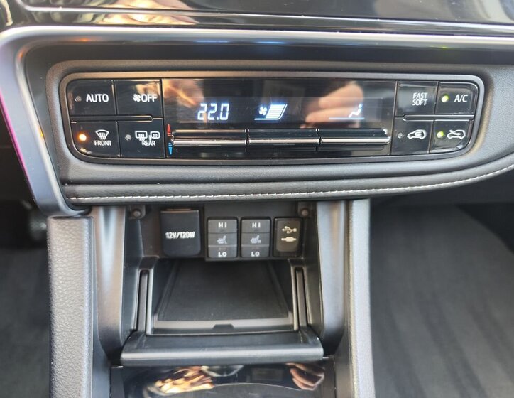 Toyota Auris Hatchback 1,6 l 97 kw