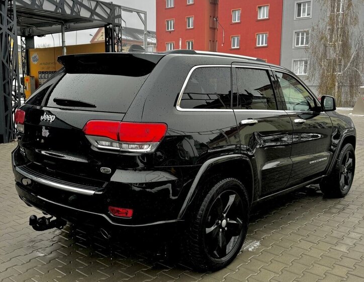 Jeep Grand Cherokee 18