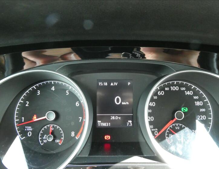 Volkswagen Touran 36