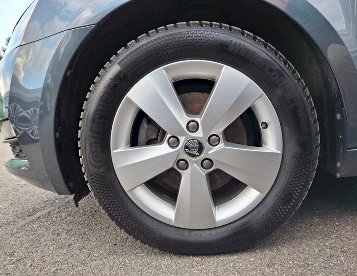 Škoda Octavia Sedan / Limuzína 1,5 l 110 kw