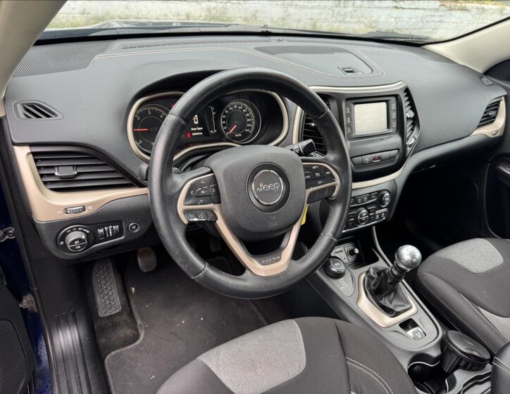 Jeep Cherokee Ostatní 2,0 l 103 kw