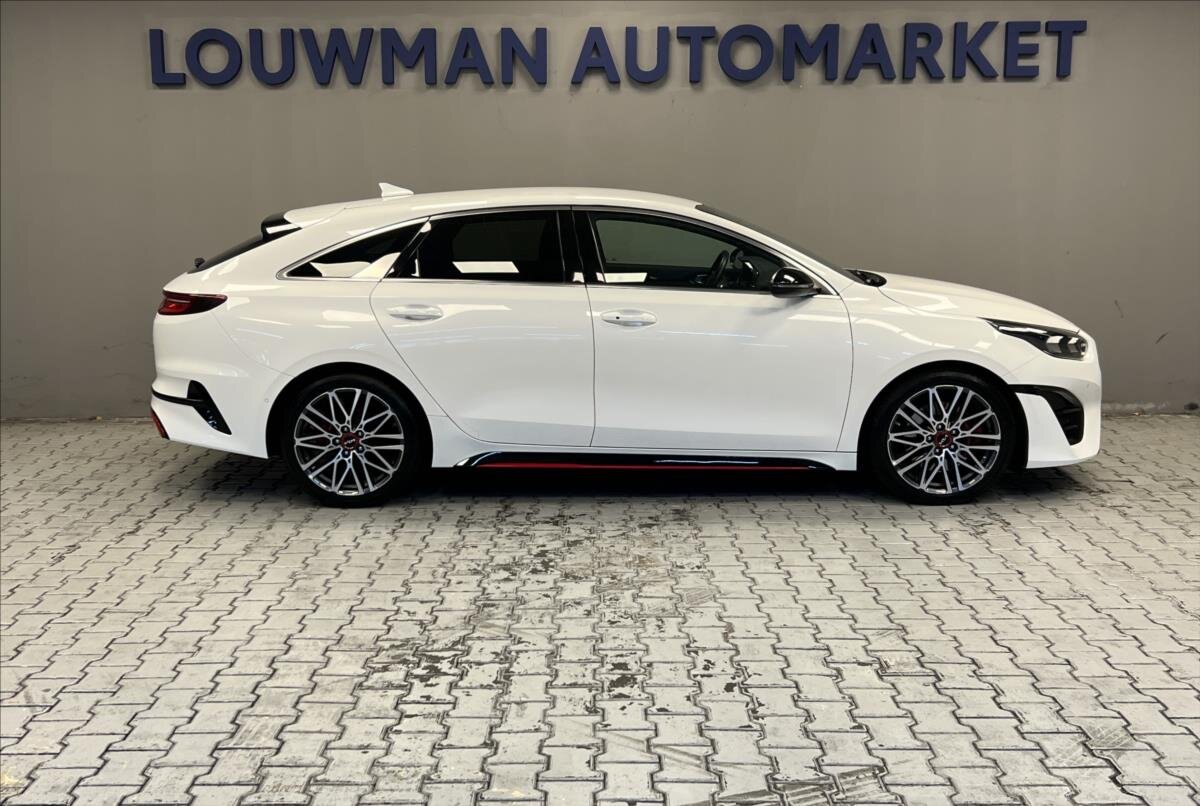 KIA ProCeed Hatchback 1,6 l 150 kw