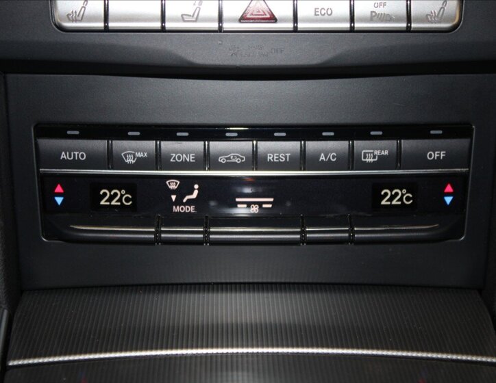 Mercedes-Benz Třídy E Kombi 3,0 l 190 kw