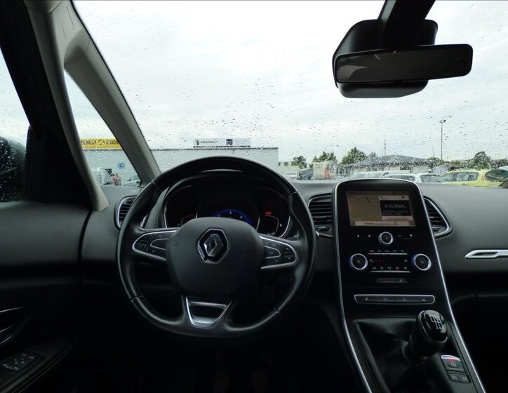 Renault Scénic MPV 1,5 l 81 kw