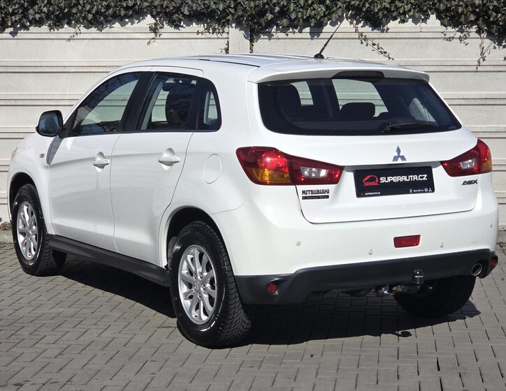 Mitsubishi ASX SUV / Terénní 1,6 l 84 kw