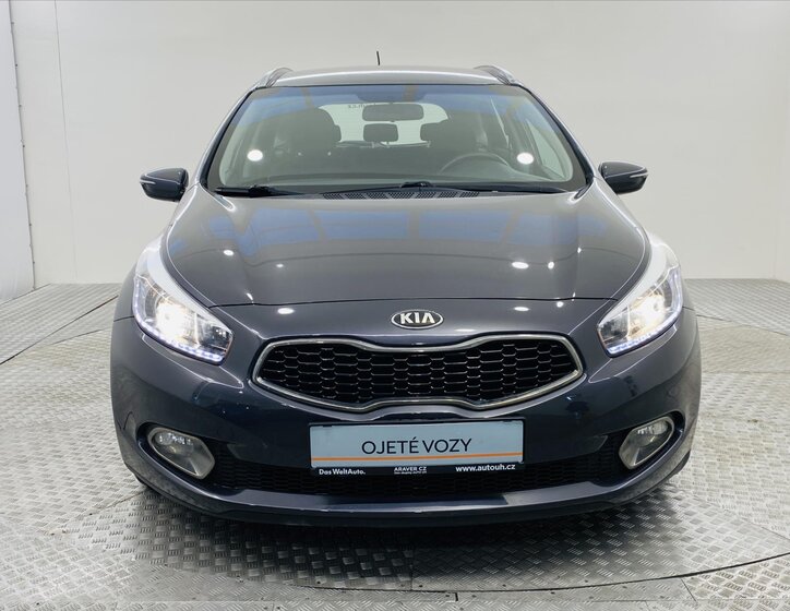 KIA Ceed 4