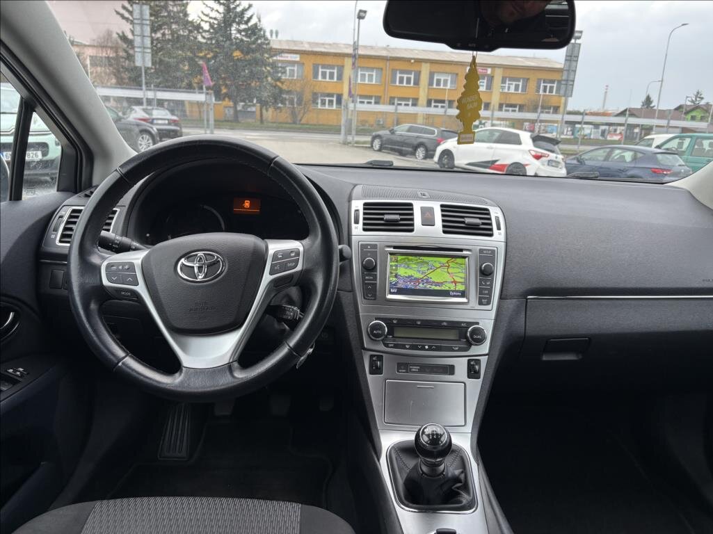 Toyota Avensis Kombi 1,8 l 108 kw