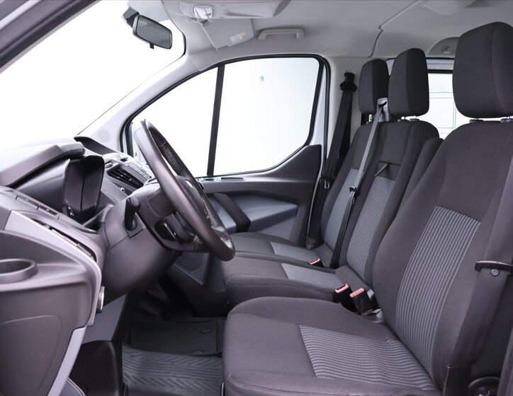 Ford Transit Custom Kombi 2,0 l 77 kw