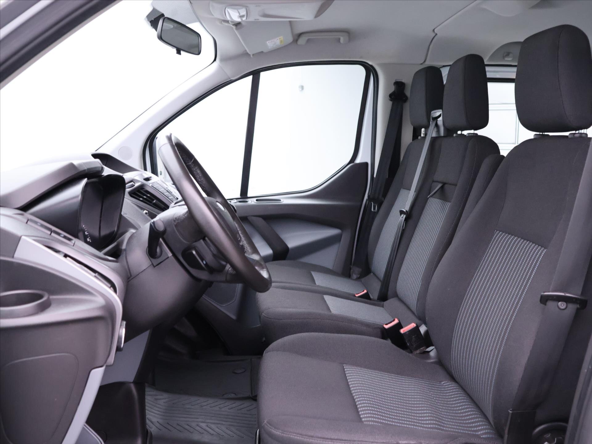 Ford Transit Custom Kombi 2,0 l 77 kw