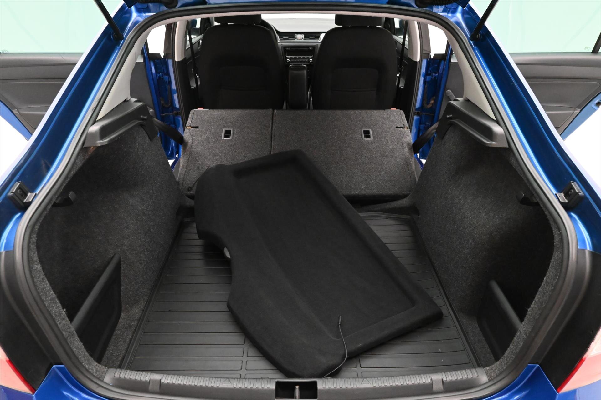 Škoda Rapid Sedan / Limuzína 1,2 l 63 kw