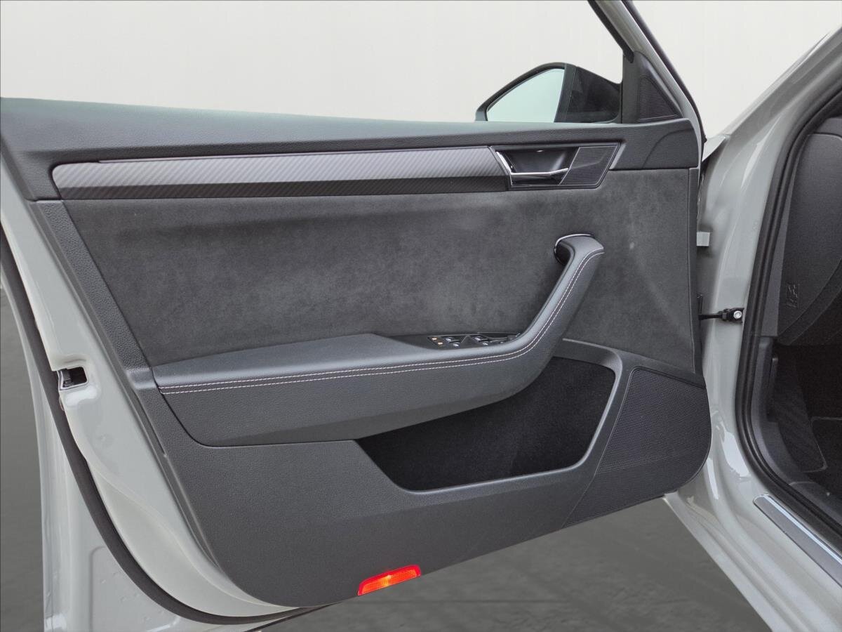 Škoda Superb Kombi 2,0 l 110 kw