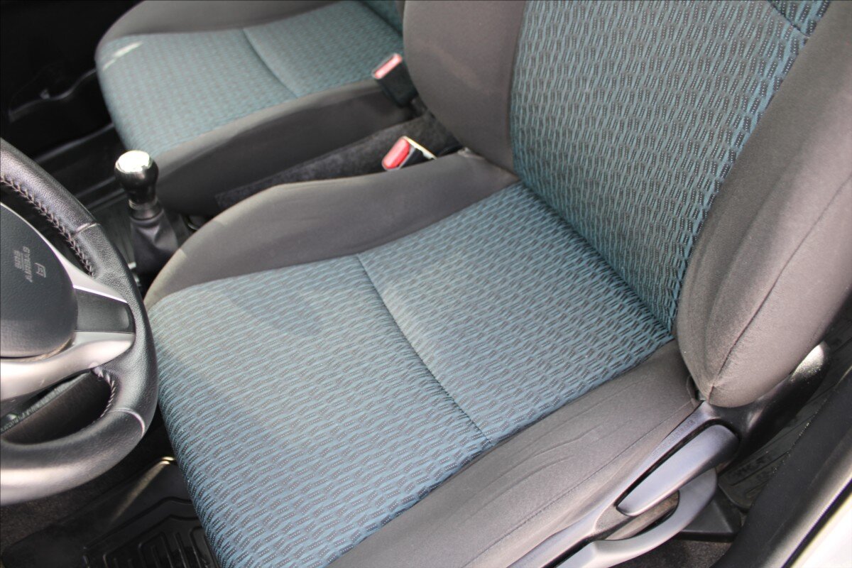 Toyota Yaris Hatchback 998,0 51 kw