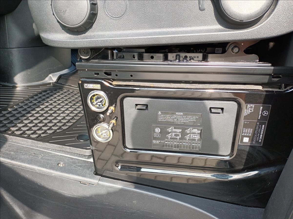 Mercedes-Benz Sprinter Ostatní 3,0 l 140 kw