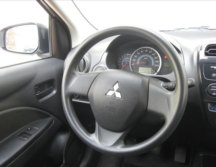 Mitsubishi Space Star Hatchback 999,0 52 kw