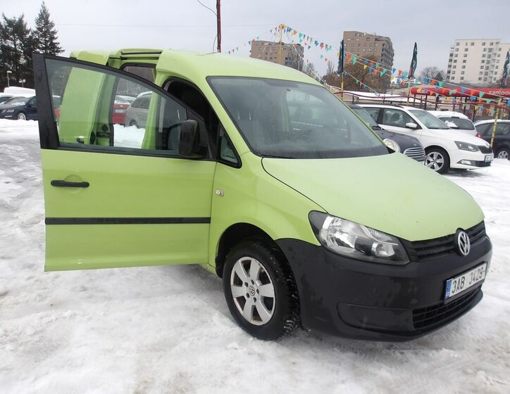 Volkswagen Caddy Skříň 1,6 l 55 kw