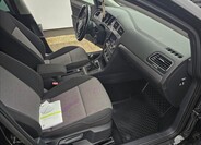 Volkswagen Golf 34