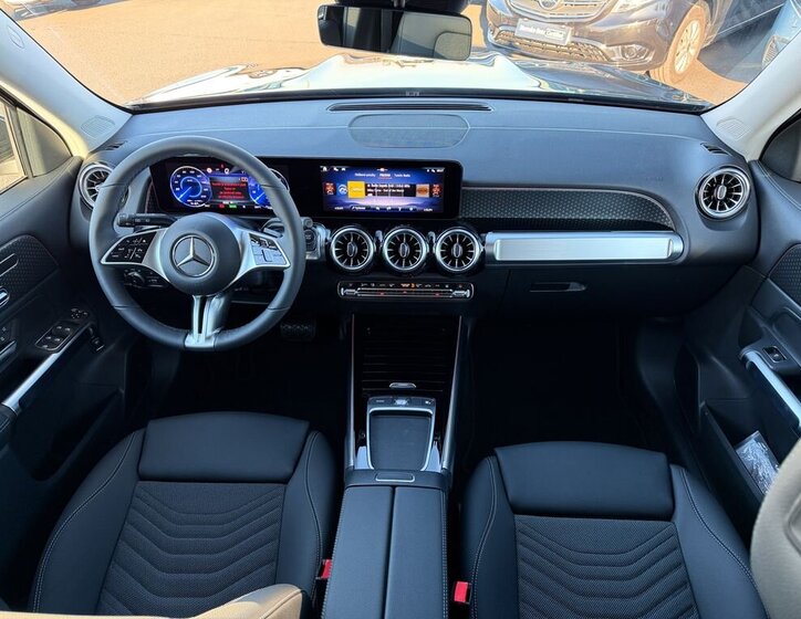 Mercedes-Benz EQB SUV / Terénní 0,0 140 kw