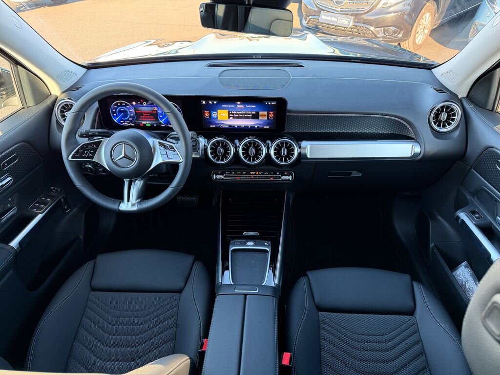 Mercedes-Benz EQB SUV / Terénní 0,0 140 kw