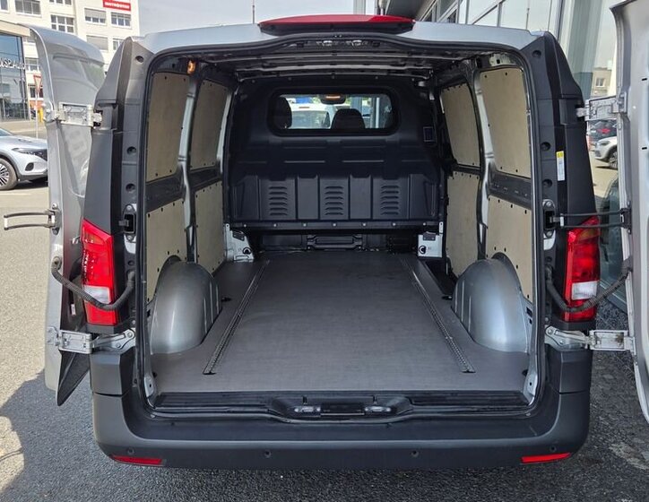 Mercedes-Benz Vito VAN / Minibus 2,0 l 120 kw