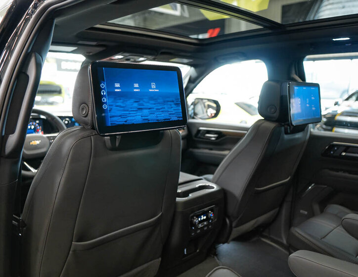 Chevrolet Suburban SUV / Terénní 6,2 l 313 kw