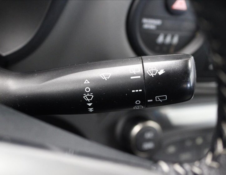 Toyota Yaris Hatchback 1,5 l 74 kw