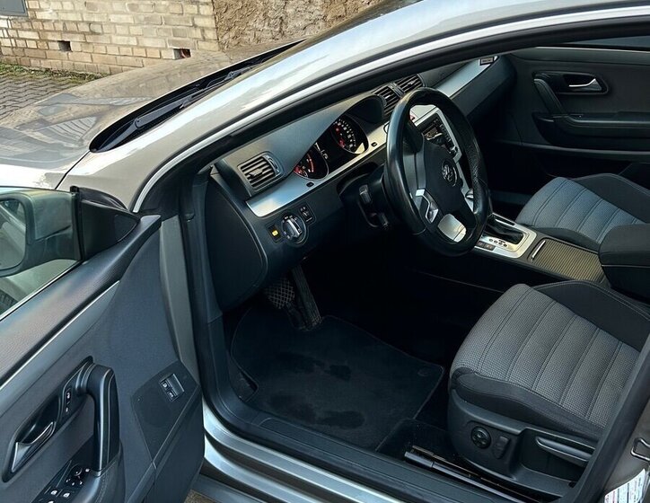 Volkswagen Passat CC Sedan / Limuzína 0,0 118 kw