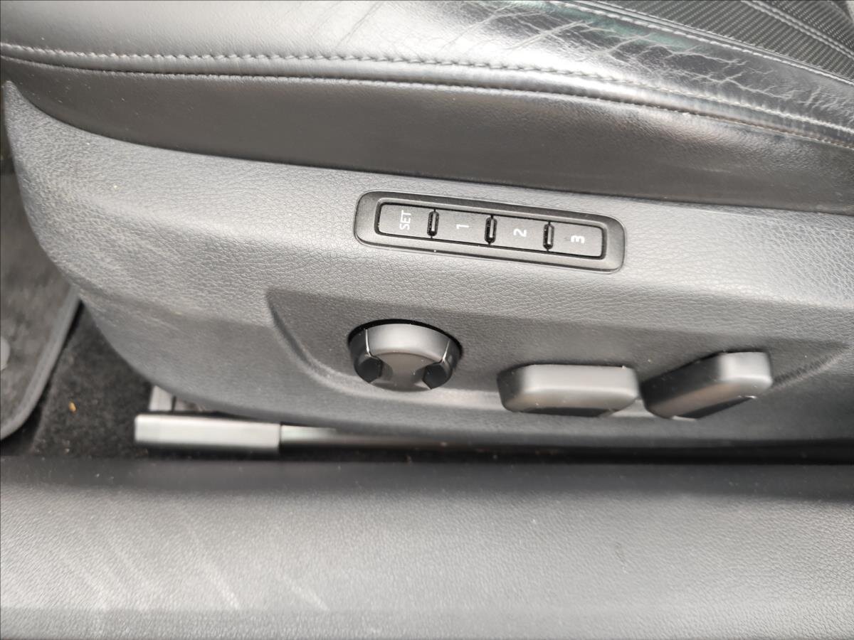 Škoda Superb Kombi 2,0 l 140 kw