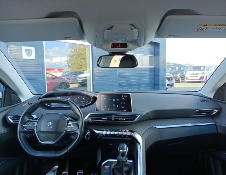 Peugeot 3008 SUV / Terénní 1,6 l 88 kw