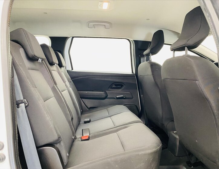 Dacia Jogger Kombi 999,0 67 kw
