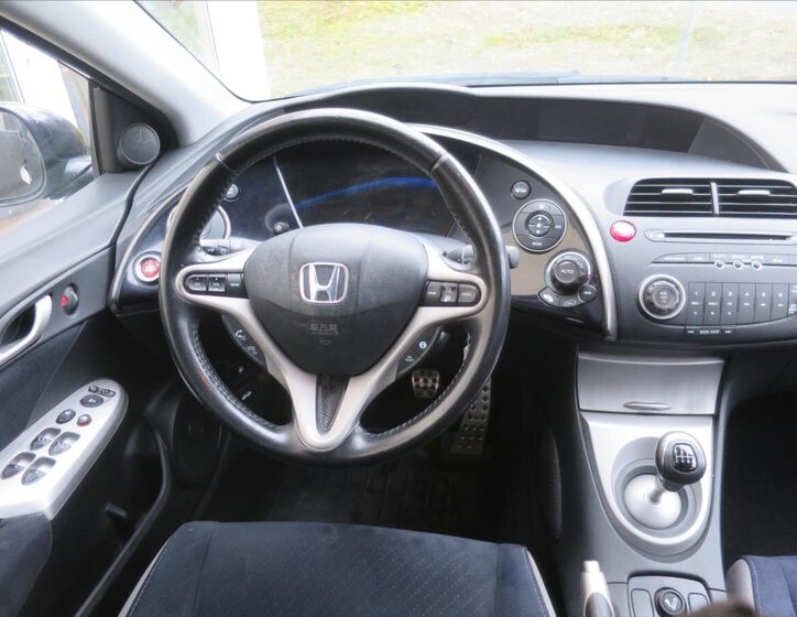 Honda Civic Hatchback 1,8 l 103 kw