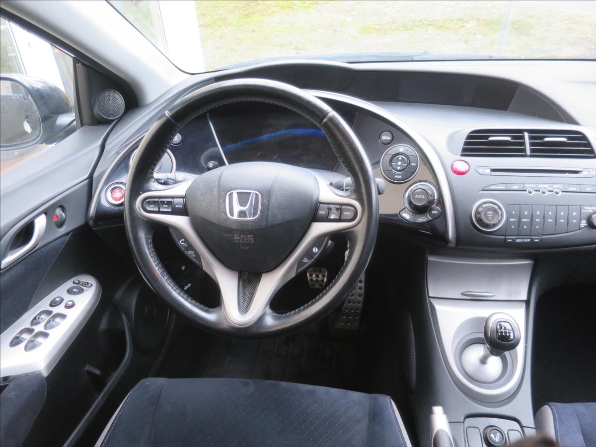 Honda Civic Hatchback 1,8 l 103 kw