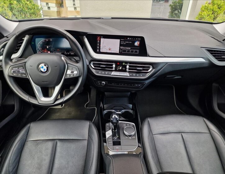 BMW Řada 2 Sedan / Limuzína 2,0 l 110 kw