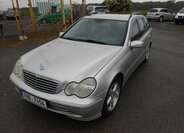 Mercedes-Benz Třídy C Kombi 2,1 l 90 kw