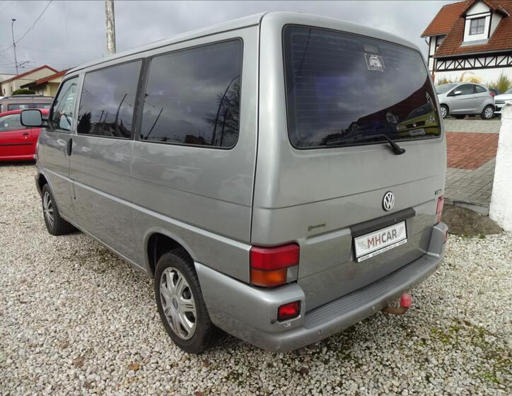 Volkswagen Caravelle 5