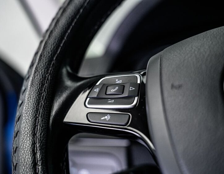 Volkswagen Touareg SUV / Terénní 3,0 l 193 kw