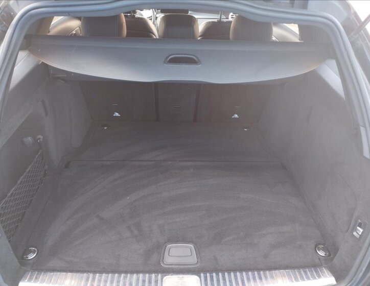 Mercedes-Benz Třídy C Kombi 2,0 l 143 kw