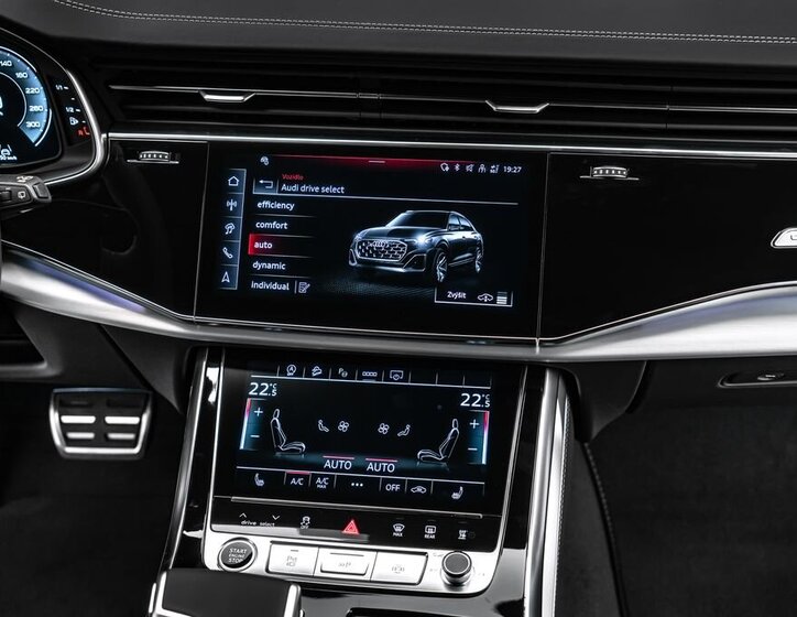 Audi Q8 SUV / Terénní 3,0 l 210 kw