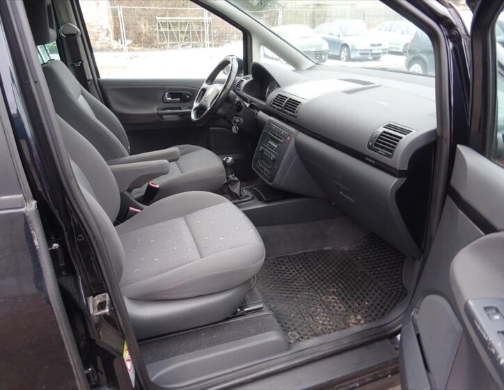 Volkswagen Sharan MPV 1,9 l 85 kw