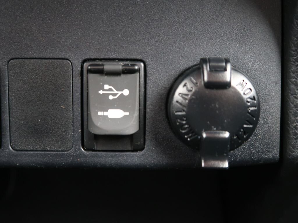 Toyota RAV4 SUV / Terénní 2,5 l 114 kw