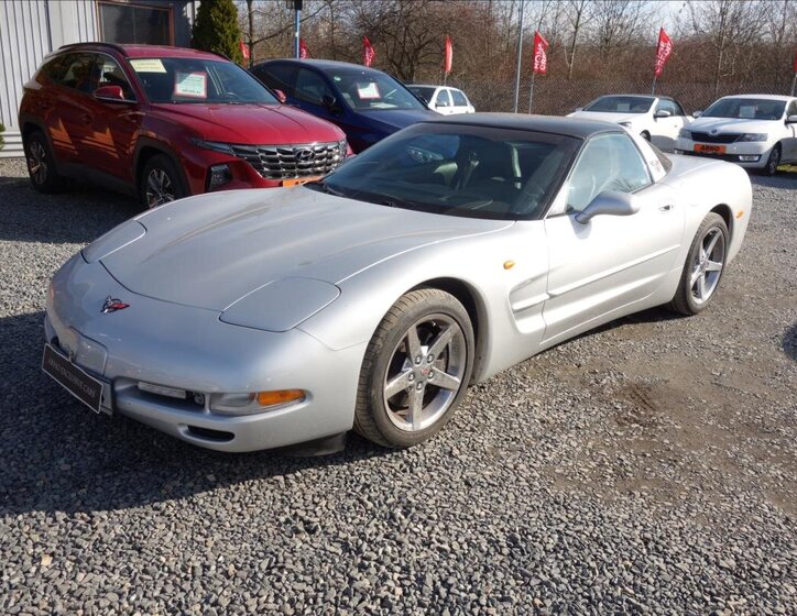 Chevrolet Corvette Kupé 5,7 l 253 kw
