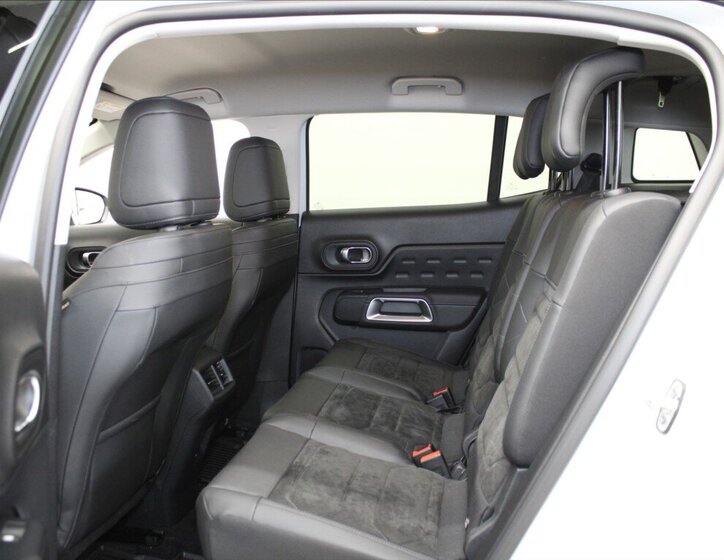 Citroën C5 Aircross SUV / Terénní 1,5 l 96 kw