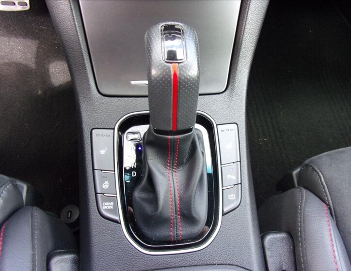 Hyundai i30 Hatchback 1,6 l 100 kw