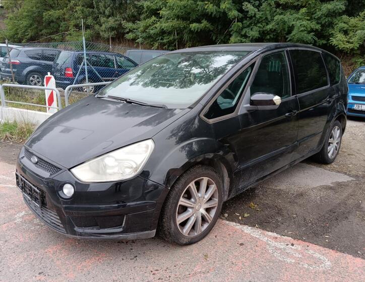 Ford S-MAX 4