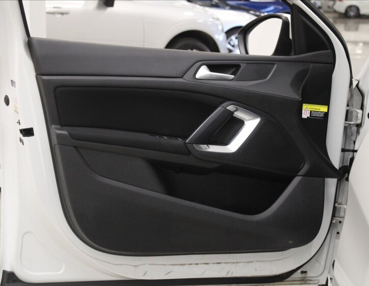 Peugeot 308 Hatchback 1,6 l 73 kw