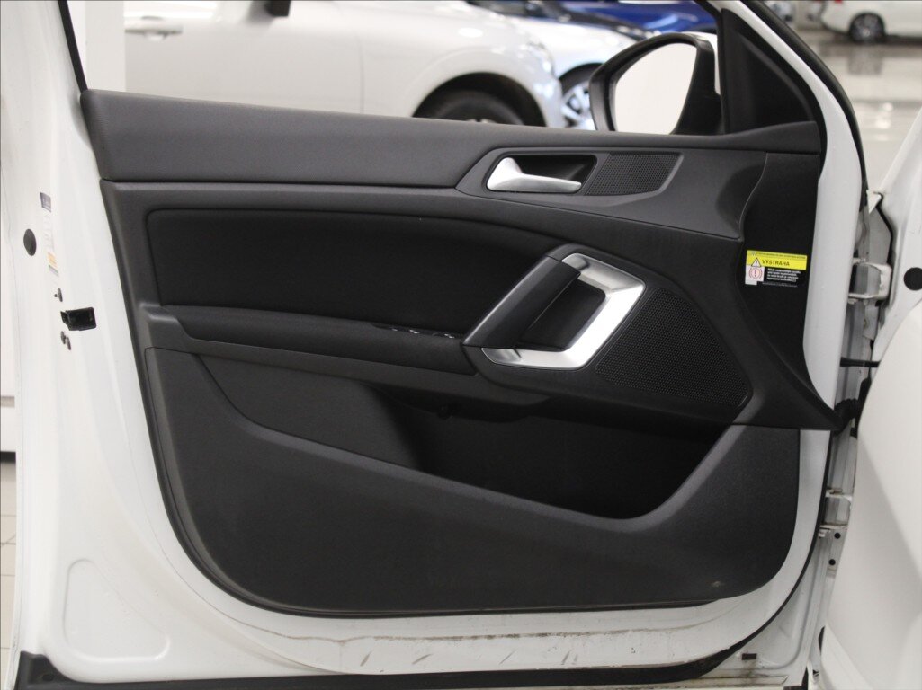 Peugeot 308 Hatchback 1,6 l 73 kw