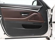 BMW Řada 5 Kombi 3,0 l 190 kw