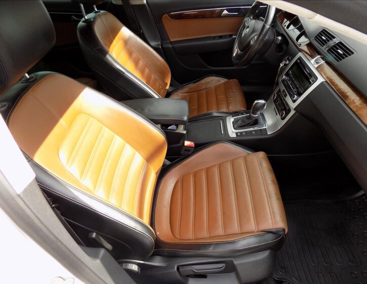 Volkswagen Passat 16